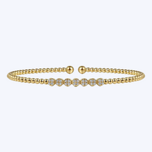 Load image into Gallery viewer, Bujukan Bead and Cluster Diamond Bangle
