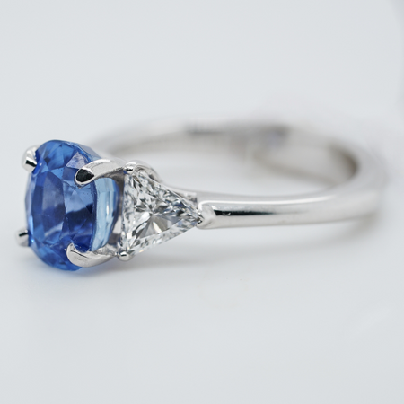 3.07 Carat Sapphire & Diamond Ring