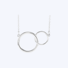 Load image into Gallery viewer, Interlocking Circles Necklace
