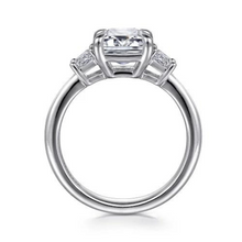 Load image into Gallery viewer, Barie Emerald Cut Three Stone Diamond Ring
