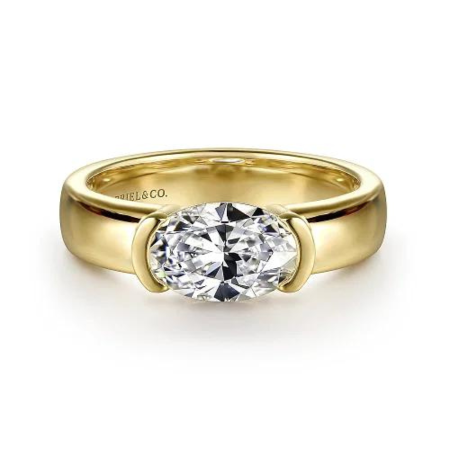 Bara Half Bezel East West Oval Diamond Ring